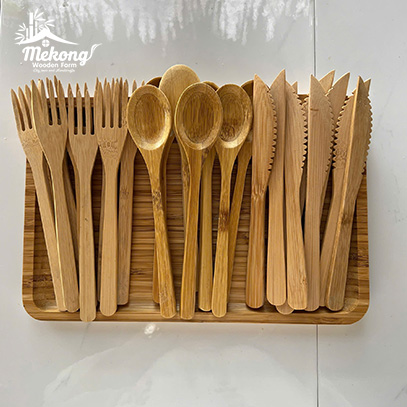 Bamboo spoon